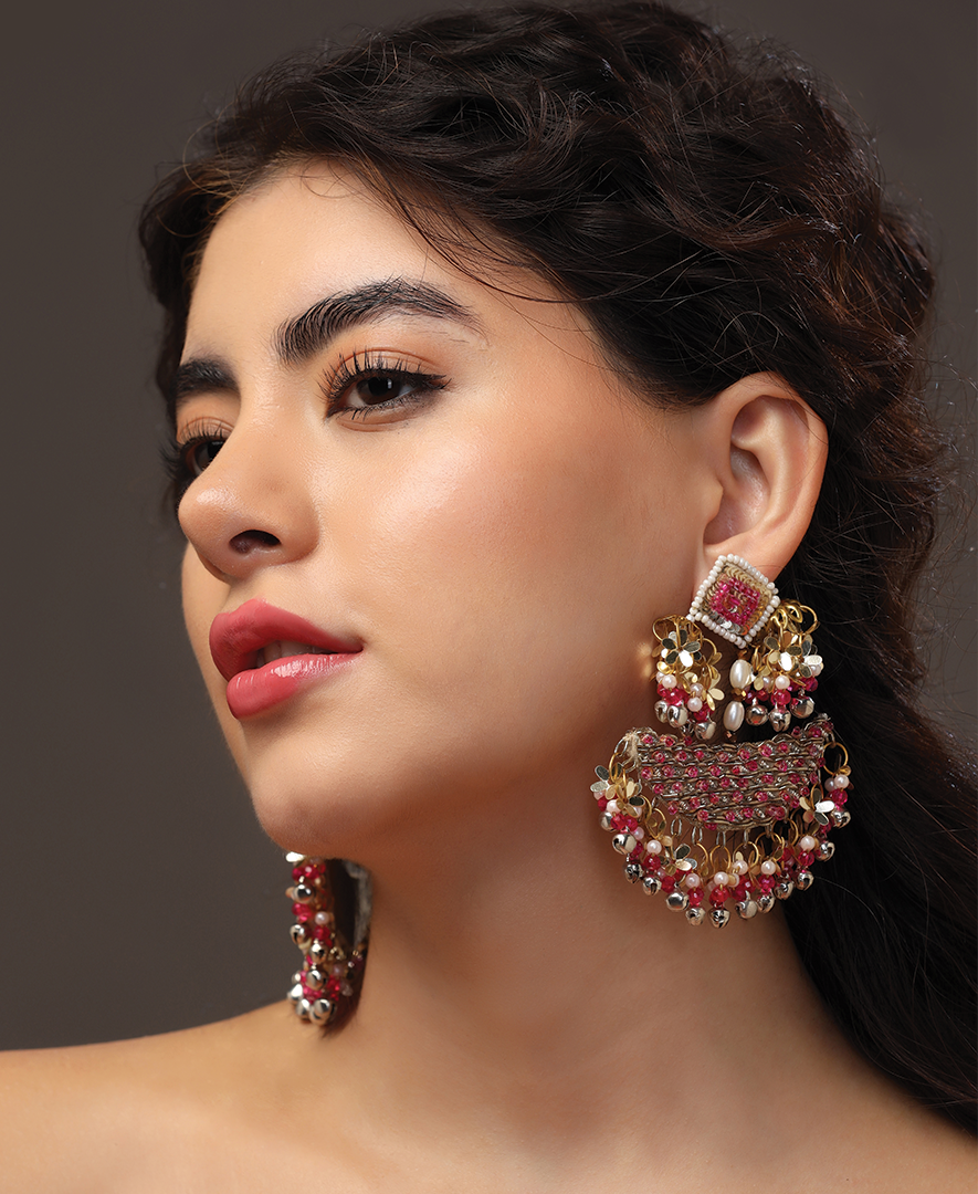 Latkan Chaand Earrings