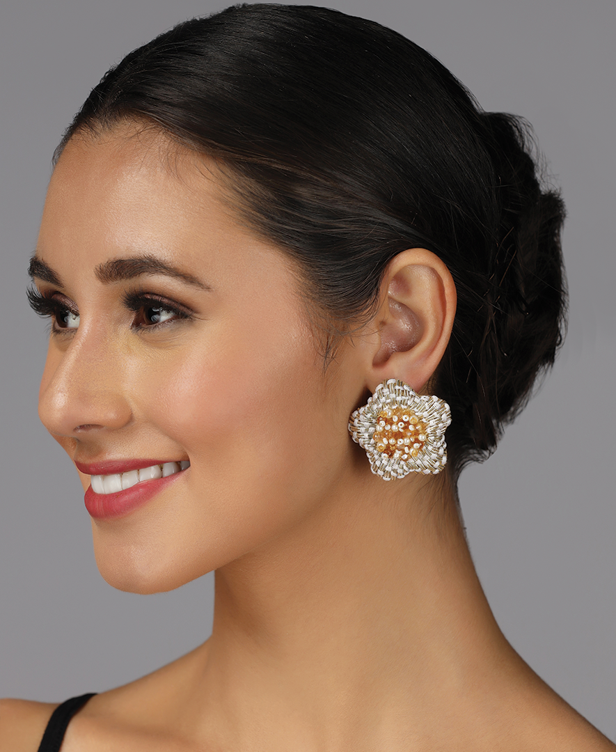 White Golden Phool Studs
