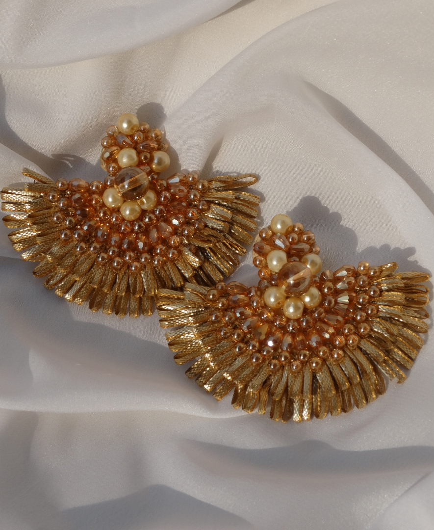 Honeycomb Gota Studs